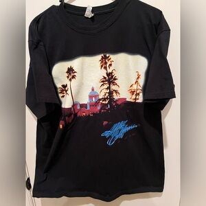 means Black Graphic T-Shirt From Eagles 2010 Tour